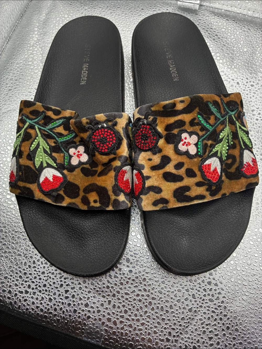 Steve Madden Leopard Embroidered Slide Sandals - Black/Tan/Red/Green - Picture 4 of 5